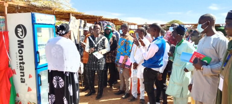 Promotion de l’artisanat : 40 artisans de la région du Sahel exposent leurs savoir-faire à Dori