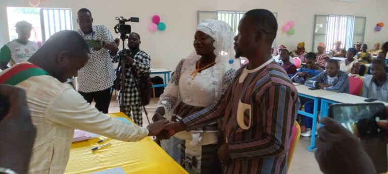 Kossi/Mariage collectif : 10 couples célèbrent leur union