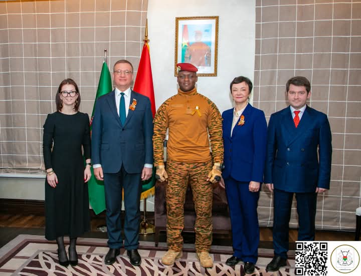 Séjour officiel du Président du Faso à Moscou : une délégation du parlement russe reçue par le Capitaine Ibrahim TRAORÉ