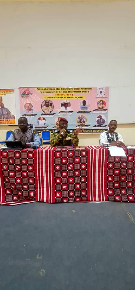Tenkodogo/Conférence : Les populations sensibilisées aux attitudes à adopter en temps de crise sécuritaire