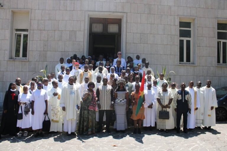 Commémoration des 125 ans d’évangélisation du Burkina : La diaspora d’Italie prie pour la paix au pays