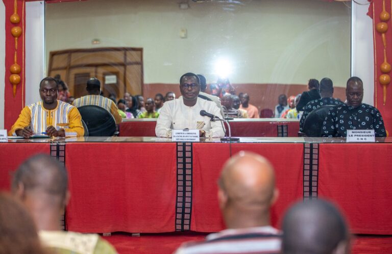 Burkina/Culture : Un atelier pour vulgariser la nouvelle loi portant statut de l’artiste pour plus d’efficacité