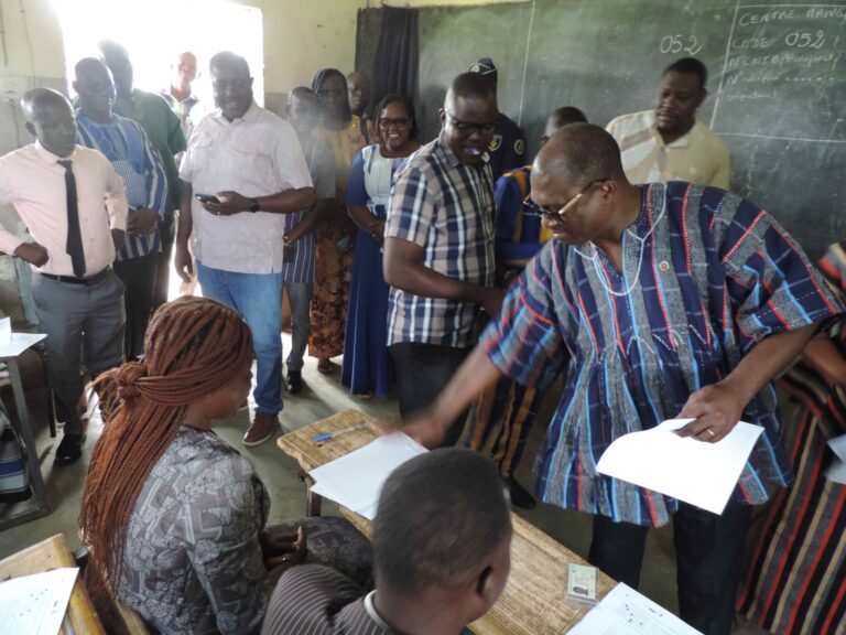 Burkina / Concours directs 2025 : le ministre Traoré « satisfait » du déroulement des épreuves