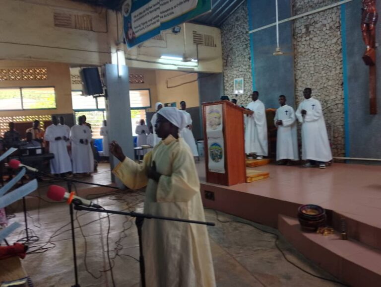 Boulgou : Le curé de la paroisse Saint-Jean-Baptiste de Bittou appelle à la cohésion nationale à l’occasion de la fête de l’Assomption