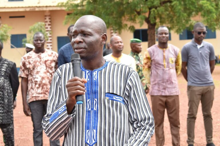 Sourou/Immersion patriotique: Le gouverneur invite les nouveaux bacheliers à ignorer les fausses informations sur les réseaux sociaux