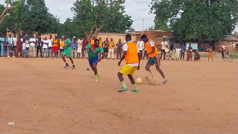 Sandbontenga : Un match amical pour renforcer la cohésion sociale à Kaya