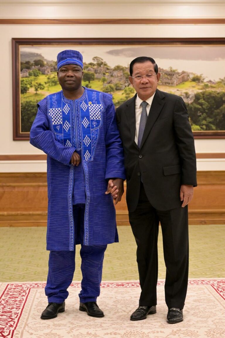 Burkina-Cambodge : L’ambassadeur Daouda Bitié présente ses lettres de créance à Phnom Penh