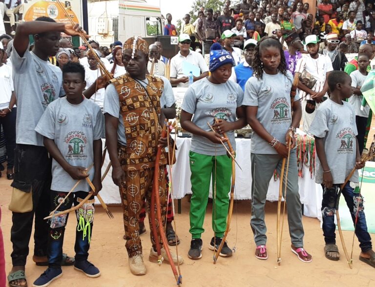 Mouhoun/Grand meeting des sports traditionnels : La lutte traditionnelle et le tir à l’arc magnifiés à Dédougou