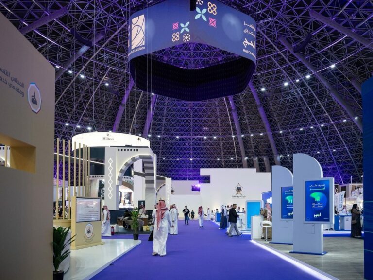 L’Arabie Saoudite lance la Conférence et Exposition du Hajj sous le thème : « De La Mecque au Monde » pour le développement des services et l’amélioration de l’expérience spirituelle