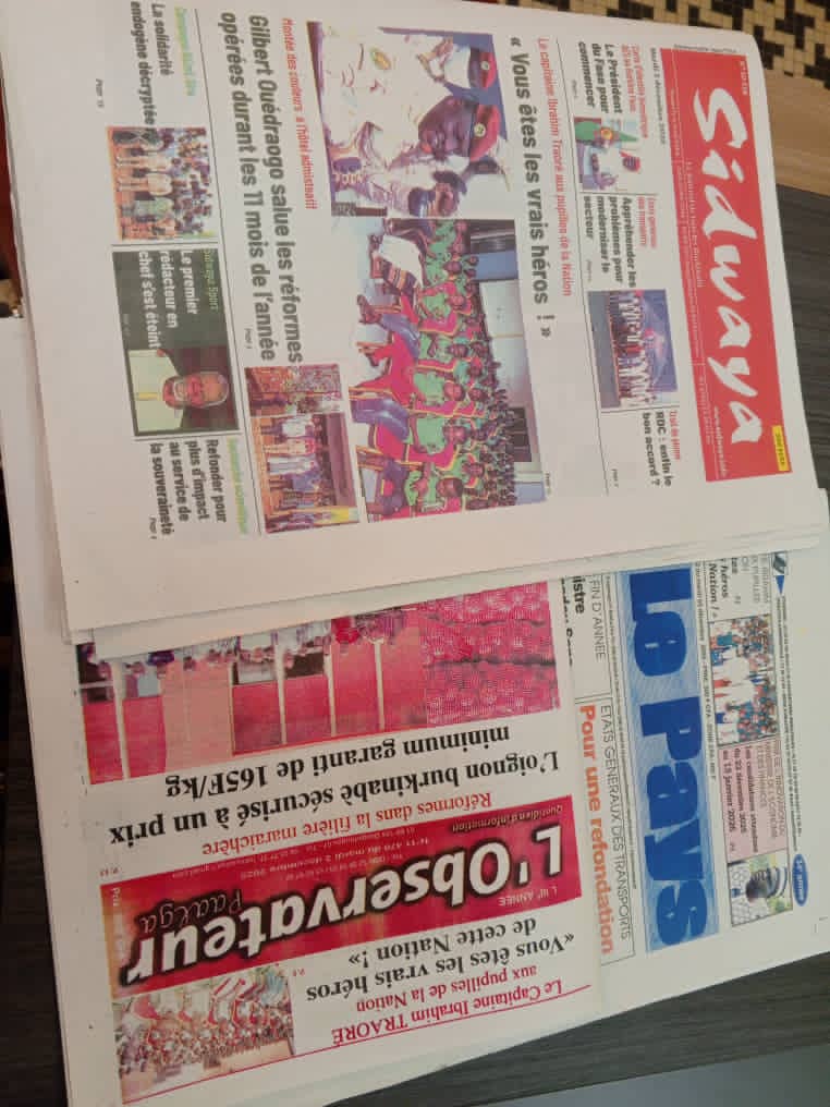 Burkina : Carte biométrique AES et rencontre président du Faso et pupilles de la nation à la Une des journaux