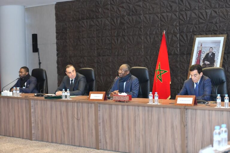 Le Complexe Mohammed VI abrite une rencontre entre Fouzi Lekjaa et les ambassadeurs africains autour des préparatifs de la CAN 2025