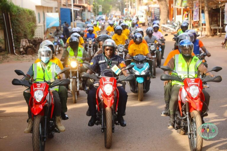 Houet : une parade à motos pour promouvoir le port du casque