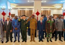 99e anniversaire de l’APL: la Chine disposée à œuvrer avec le Burkina Faso pour préserver la paix et la stabilité régionales