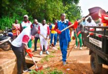 NAKAMBE/LUTTE ANTI-VECTORIELLE : Le gouverneur Yiyé Abraham Somdo appelle à une mobilisation permanente contre les gîtes larvaires